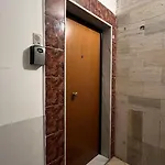 Apartment Bright & Roomy Center Tirana