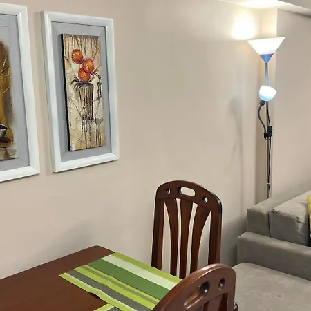 Bright & Roomy Center