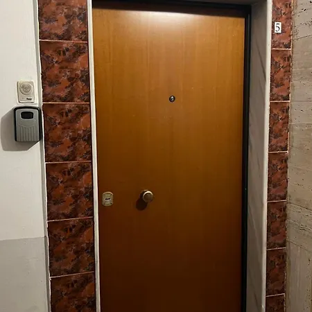 Bright & Roomy Center Apartmán *