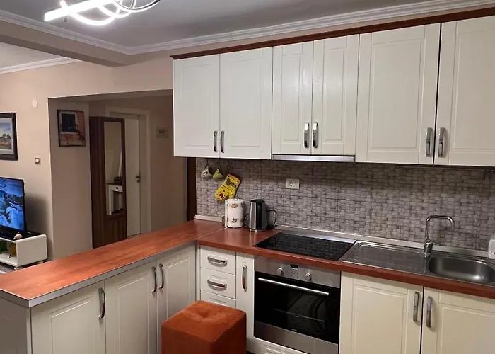 Bright & Roomy Center * Tirana