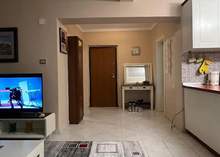 Bright & Roomy Center *